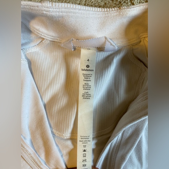 LULULEMON HALF ZIP TOP - Picture 4 of 5